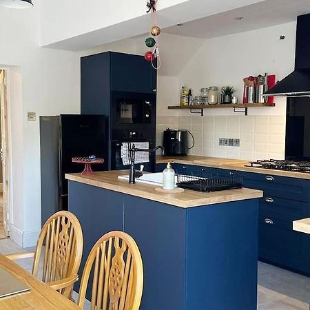 Townhouse In Belfast, Newtownabbey. Villa Екстериор снимка